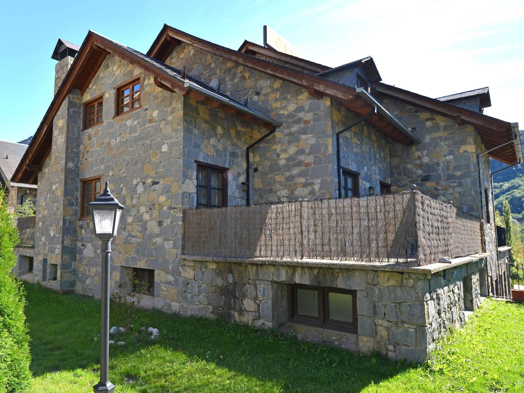Hotel San Anton Benasque Exterior foto